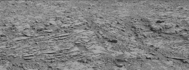 Sol 2000: Mast Camera (Mastcam)