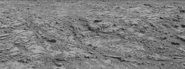Sol 2000: Mast Camera (Mastcam)