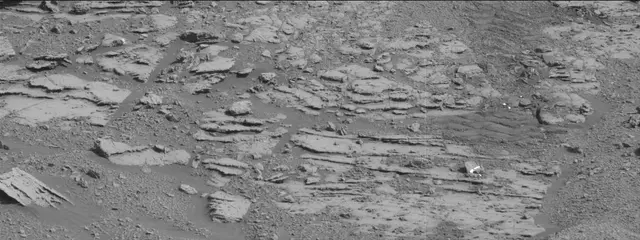 Sol 2000: Mast Camera (Mastcam)