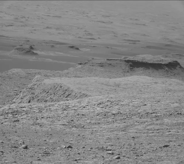 Sol 2000: Mast Camera (Mastcam)