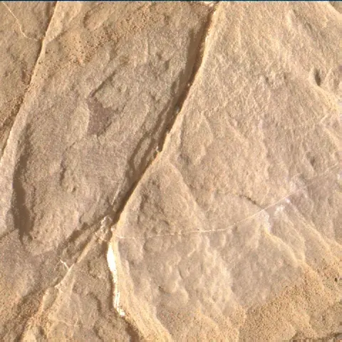 Sol 2000: Mars Hand Lens Imager (MAHLI)