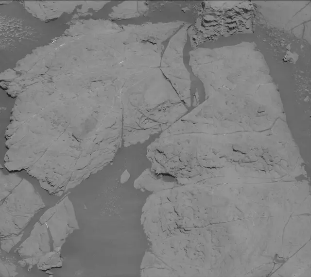 Sol 2002: Mast Camera (Mastcam)