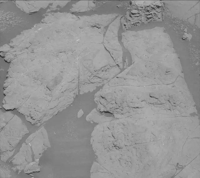 Sol 2002: Mast Camera (Mastcam)