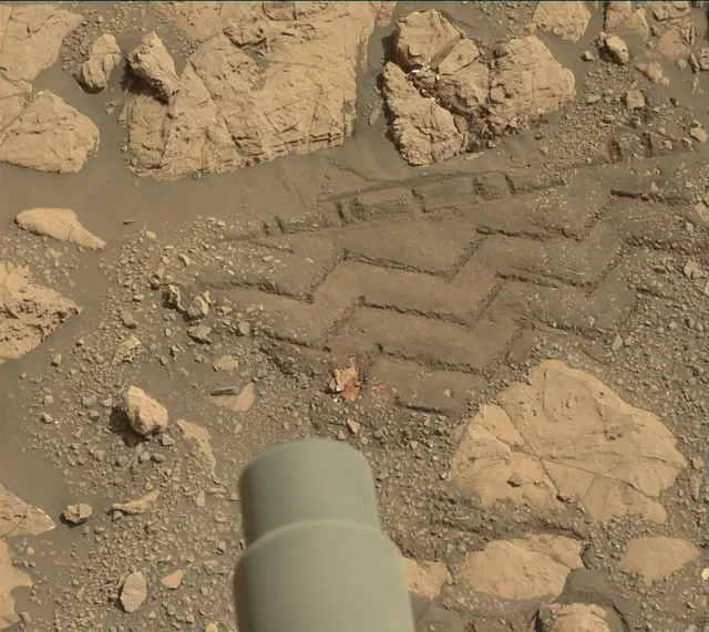 Sol 2003: Mast Camera (Mastcam)