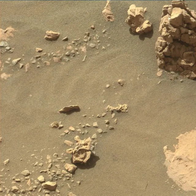 Sol 2003: Mast Camera (Mastcam)