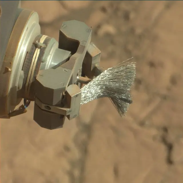 Sol 2005: Mast Camera (Mastcam)