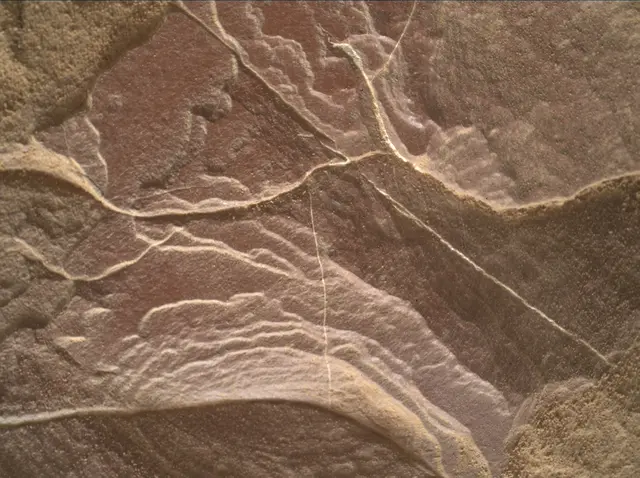 Sol 2005: Mars Hand Lens Imager (MAHLI)