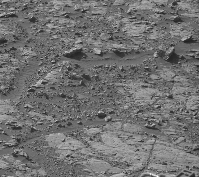 Sol 2006: Mast Camera (Mastcam)