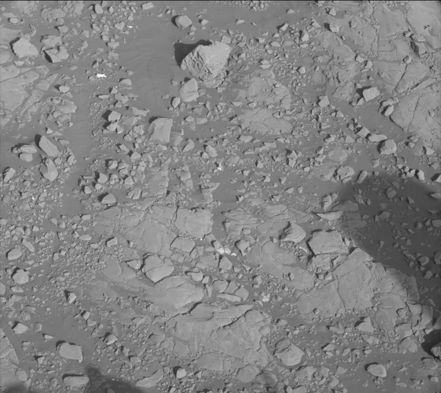 Sol 2006: Mast Camera (Mastcam)