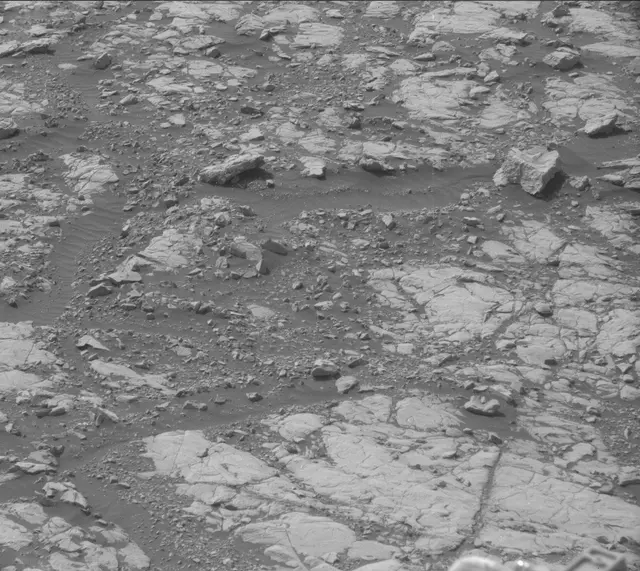 Sol 2006: Mast Camera (Mastcam)
