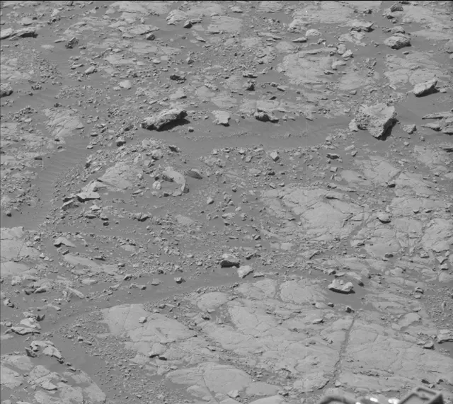 Sol 2006: Mast Camera (Mastcam)