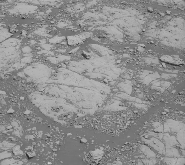 Sol 2006: Mast Camera (Mastcam)