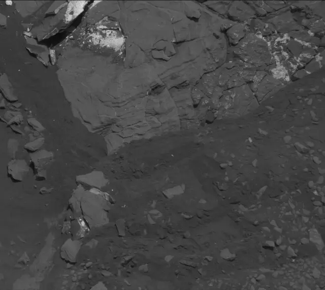 Sol 2006: Mast Camera (Mastcam)