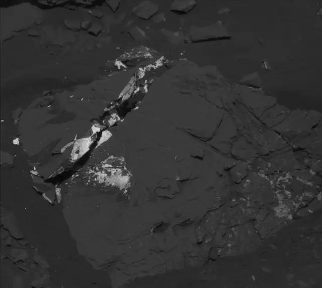 Sol 2007: Mast Camera (Mastcam)