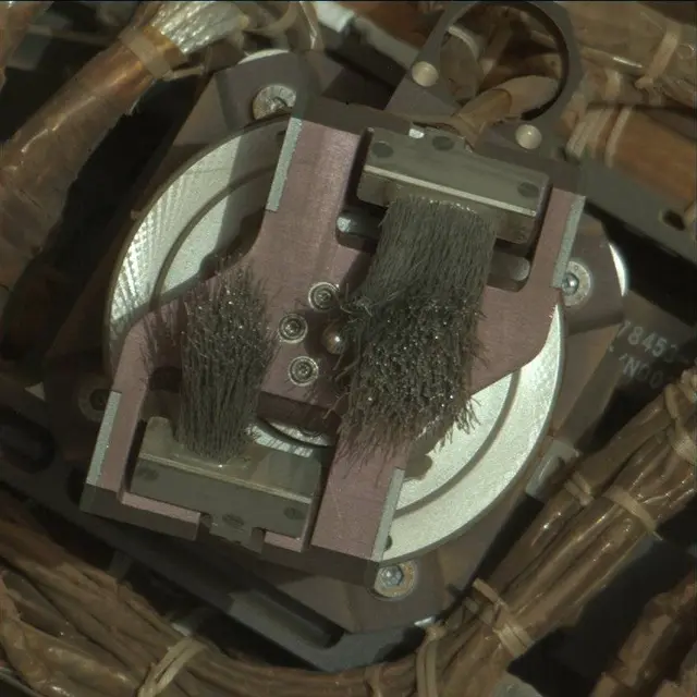 Sol 2008: Mast Camera (Mastcam)