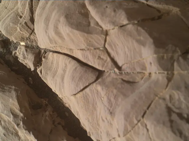 Sol 2008: Mars Hand Lens Imager (MAHLI)