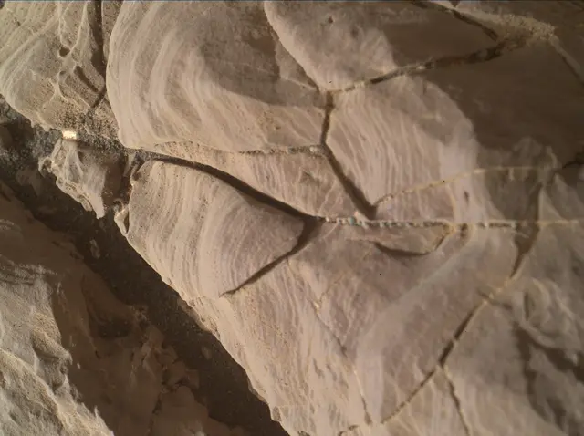 Sol 2008: Mars Hand Lens Imager (MAHLI)