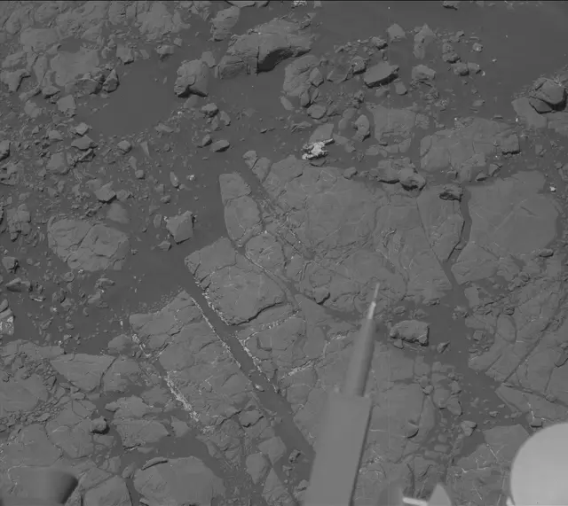 Sol 2009: Mast Camera (Mastcam)