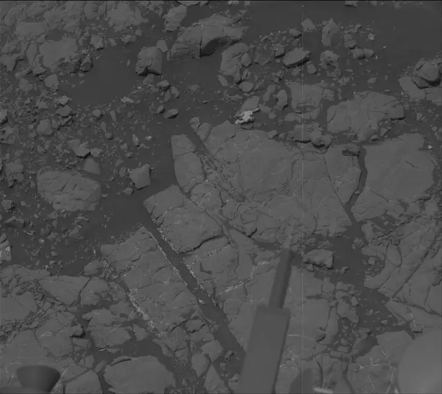 Sol 2009: Mast Camera (Mastcam)