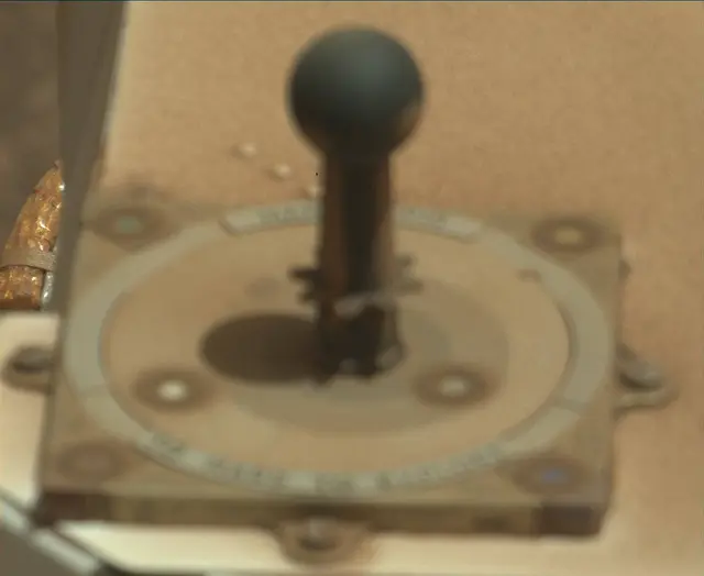 Sol 2009: Mast Camera (Mastcam)