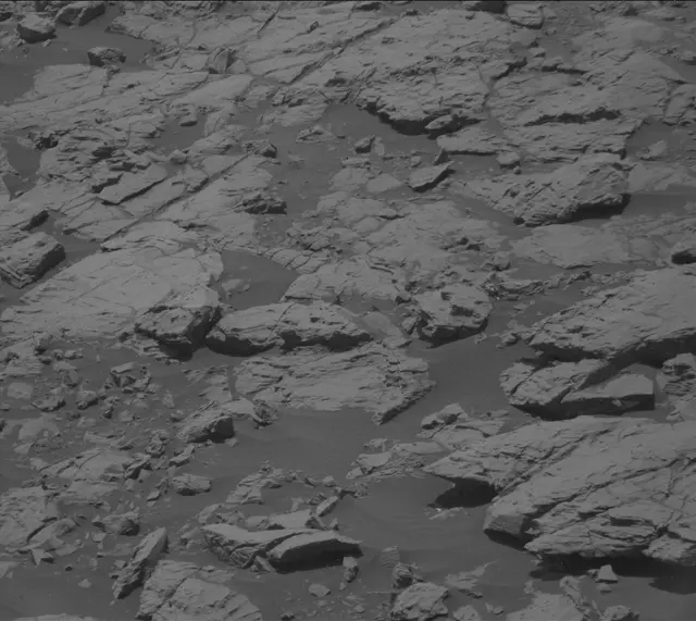 Sol 2009: Mast Camera (Mastcam)