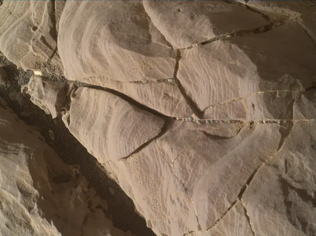 Sol 2009: Mars Hand Lens Imager (MAHLI)