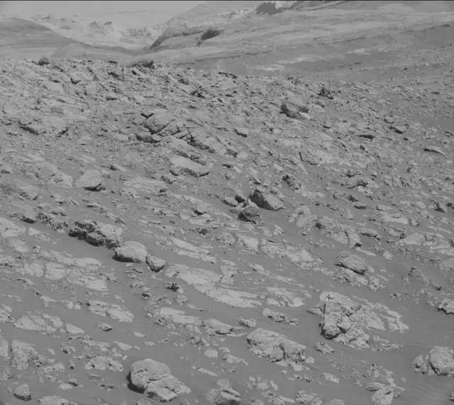 Sol 2011: Mast Camera (Mastcam)