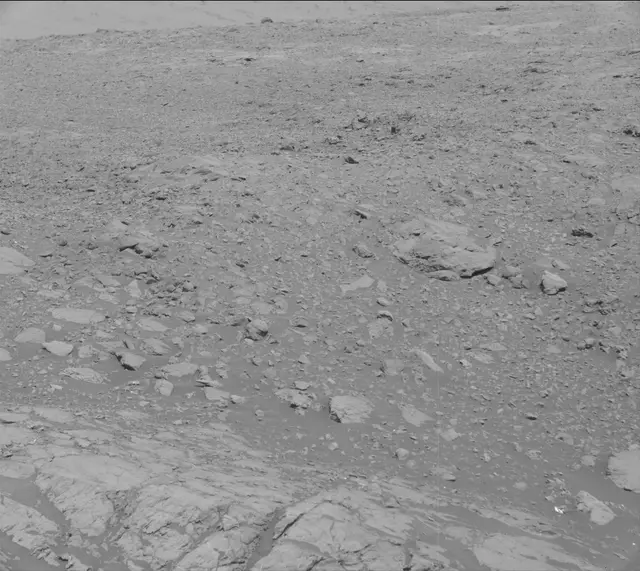 Sol 2011: Mast Camera (Mastcam)