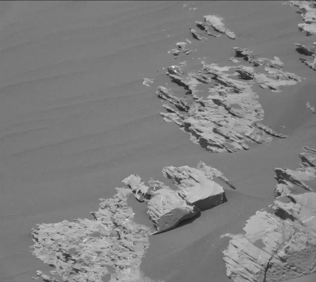 Sol 2011: Mast Camera (Mastcam)
