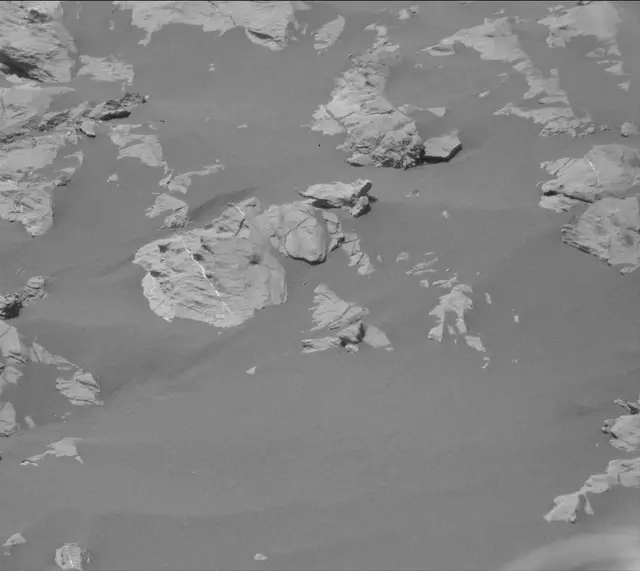 Sol 2011: Mast Camera (Mastcam)