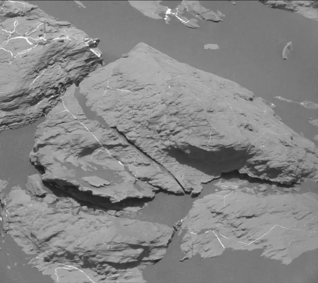 Sol 2011: Mast Camera (Mastcam)