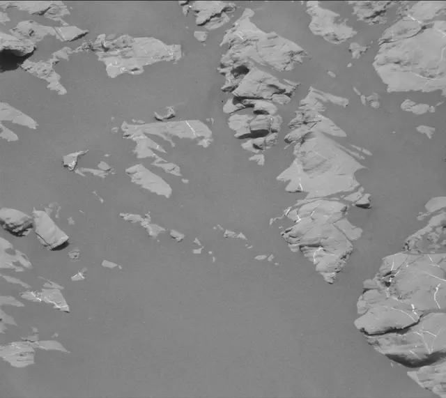 Sol 2011: Mast Camera (Mastcam)