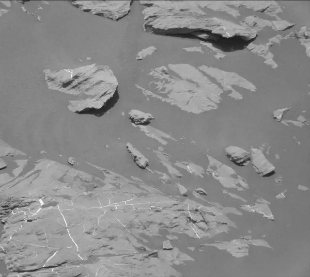 Sol 2011: Mast Camera (Mastcam)
