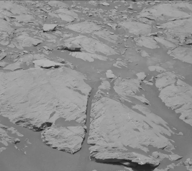 Sol 2011: Mast Camera (Mastcam)