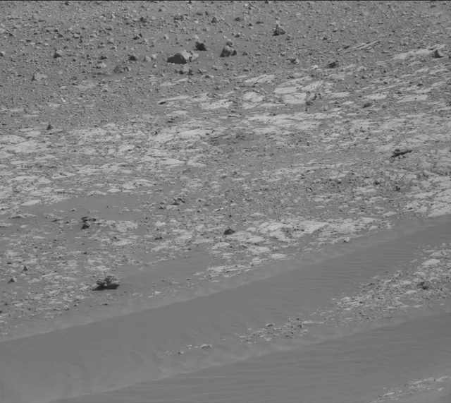 Sol 2011: Mast Camera (Mastcam)