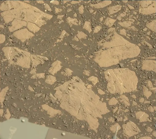 Sol 2012: Mast Camera (Mastcam)