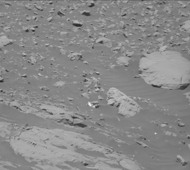 Sol 2012: Mast Camera (Mastcam)