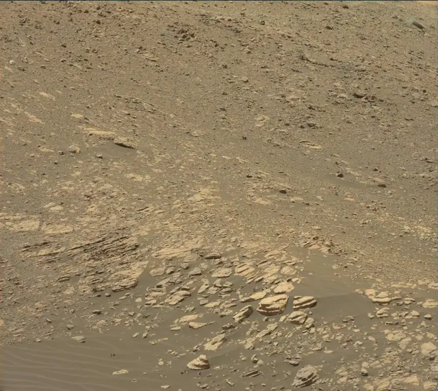 Sol 2013: Mast Camera (Mastcam)