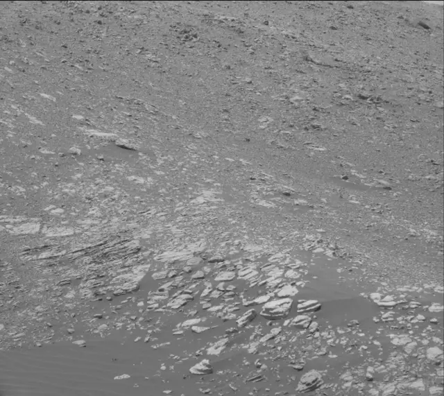 Sol 2013: Mast Camera (Mastcam)