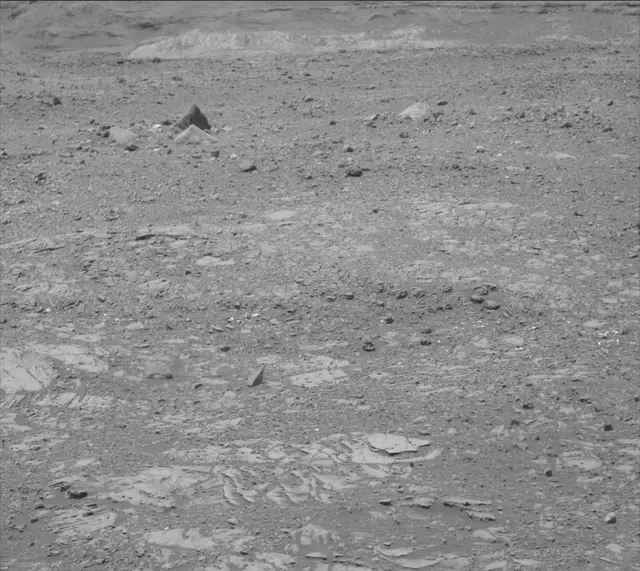Sol 2013: Mast Camera (Mastcam)