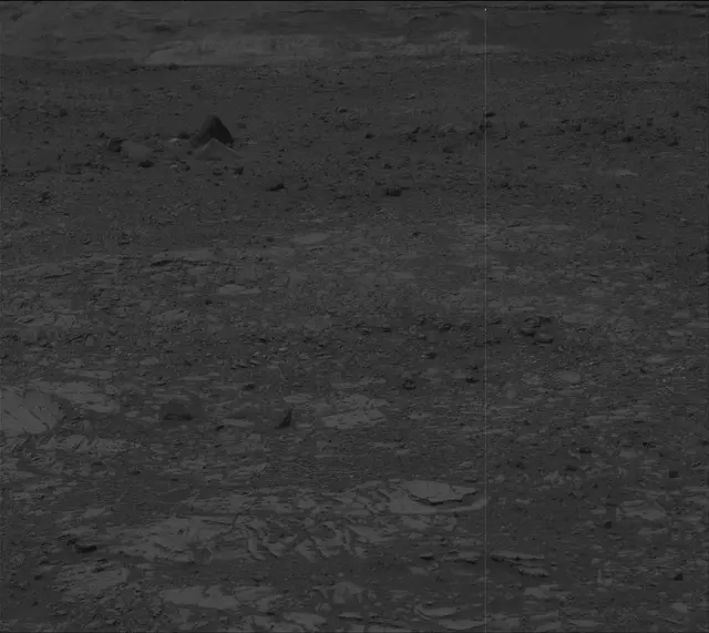 Sol 2013: Mast Camera (Mastcam)