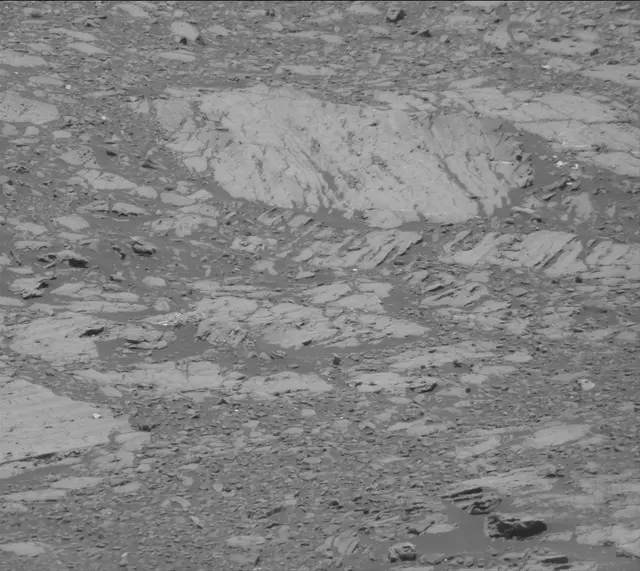 Sol 2013: Mast Camera (Mastcam)