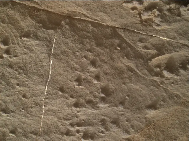 Sol 2013: Mars Hand Lens Imager (MAHLI)