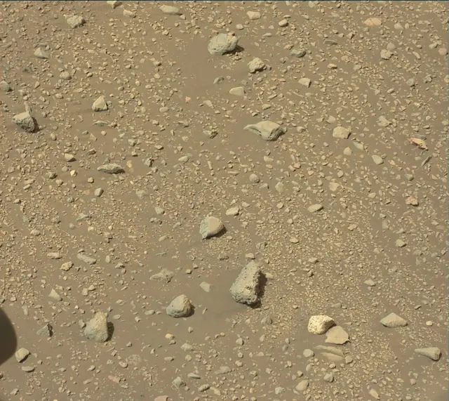 Sol 2014: Mast Camera (Mastcam)
