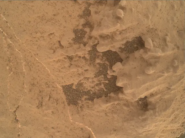 Sol 2014: Mars Hand Lens Imager (MAHLI)