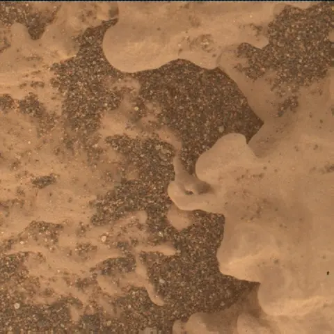 Sol 2014: Mars Hand Lens Imager (MAHLI)