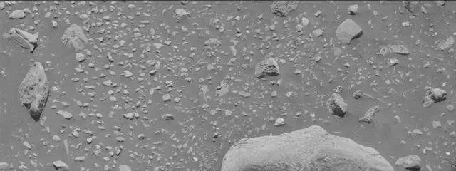 Sol 2016: Mast Camera (Mastcam)