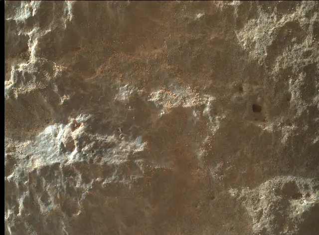 Sol 2016: Mars Hand Lens Imager (MAHLI)
