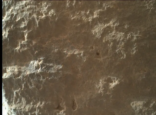Sol 2016: Mars Hand Lens Imager (MAHLI)