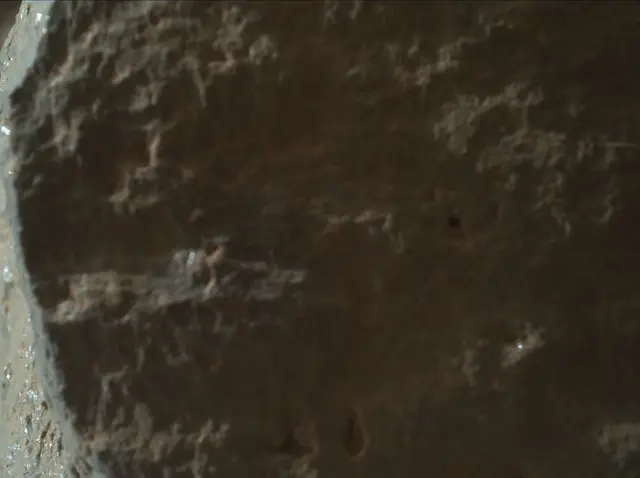 Sol 2016: Mars Hand Lens Imager (MAHLI)